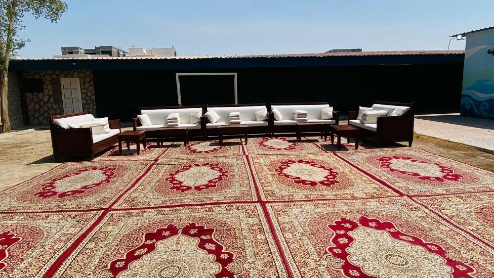 طاولات دائريه ومستطلية وكراسي - 20