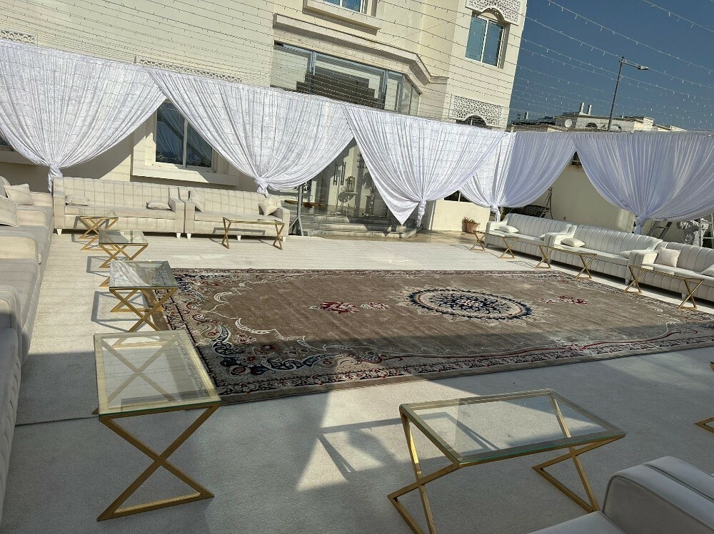 طاولات دائريه ومستطلية وكراسي - 9
