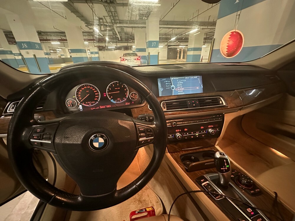 BMW 720 Li 2011 - 5