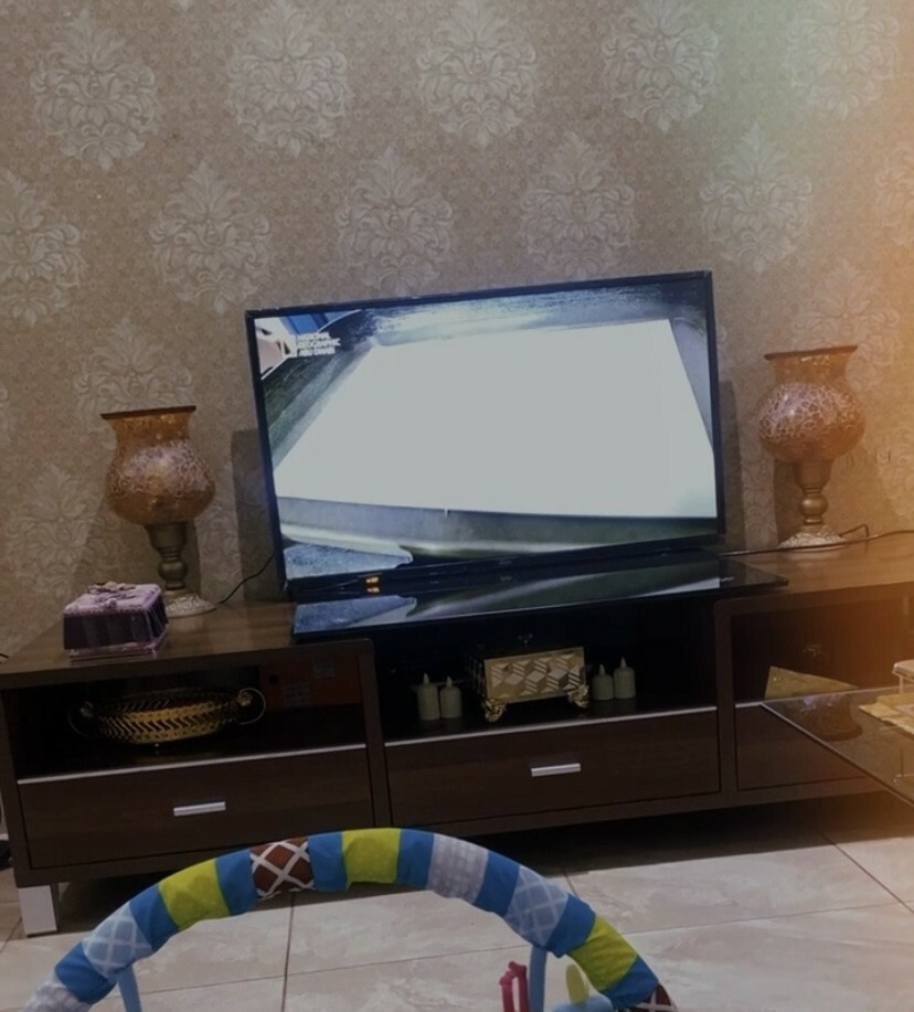 TV table - 1