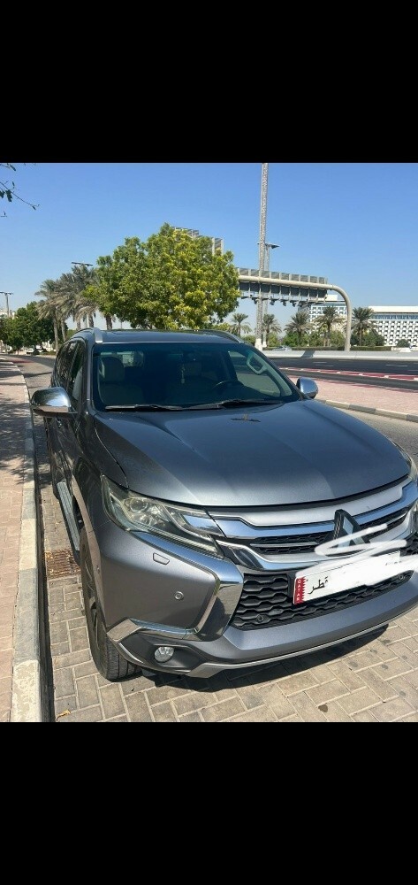 Mitsubishi Montero - 2
