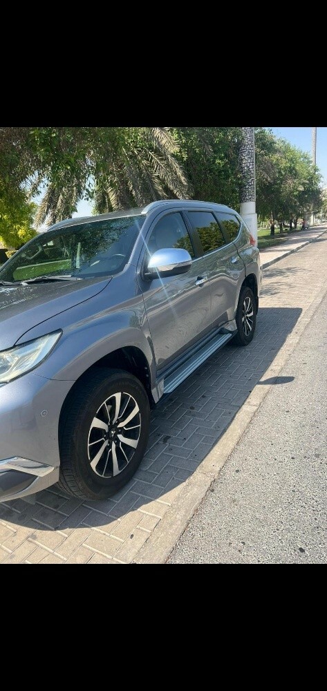 Mitsubishi Montero - 5