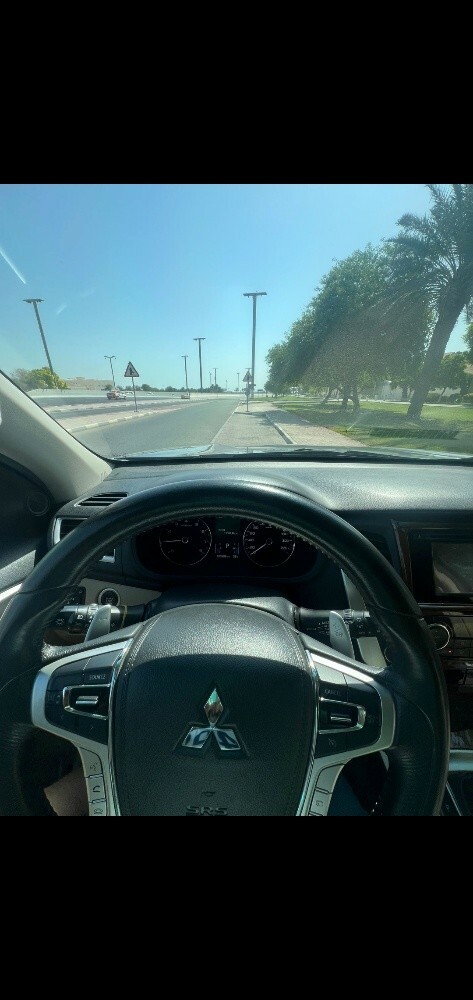 Mitsubishi Montero - 10