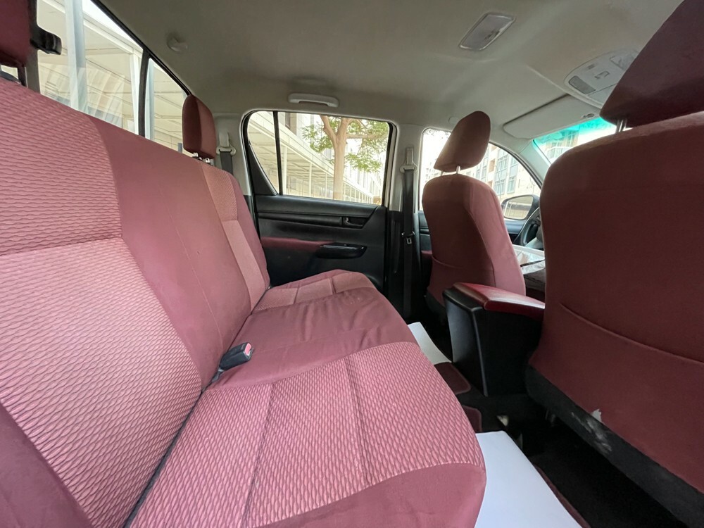 Toyota Hilux 2017 — photo 9 for sale in Qatar