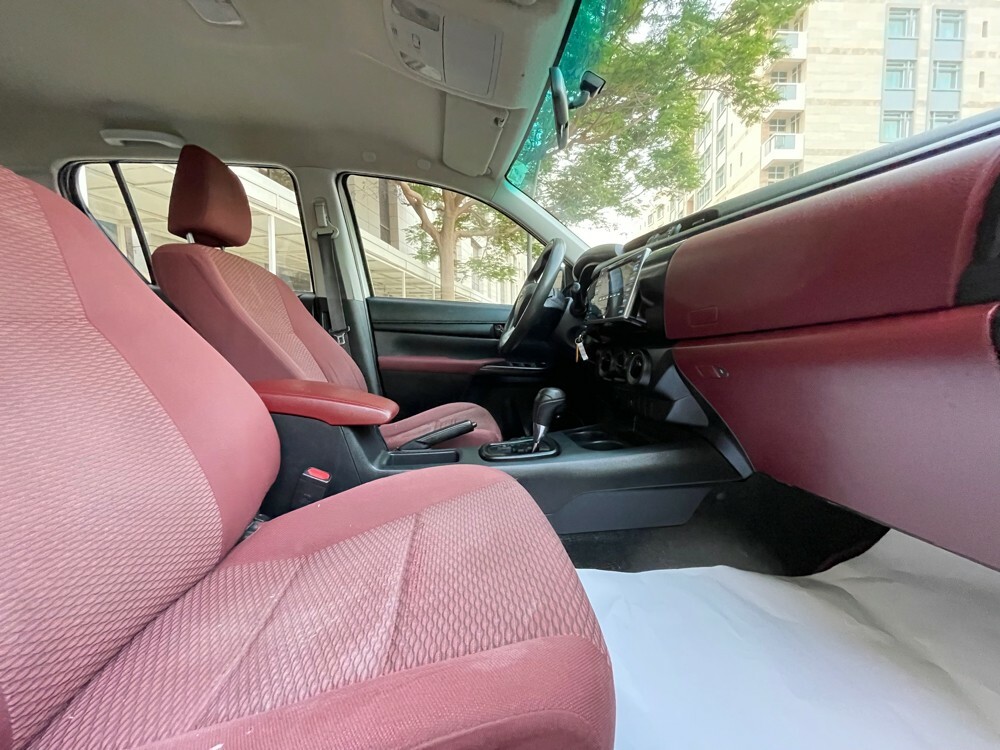Toyota Hilux 2017 — photo 10 for sale in Qatar