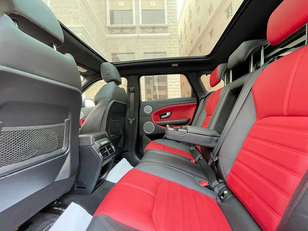 Land Rover Evoque 2017 — photo 13 for sale in Qatar