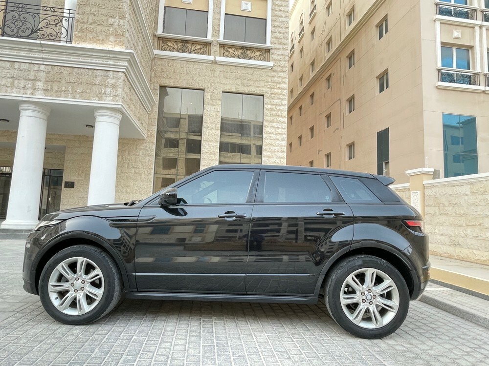 Land Rover Evoque 2017 — photo 6 for sale in Qatar