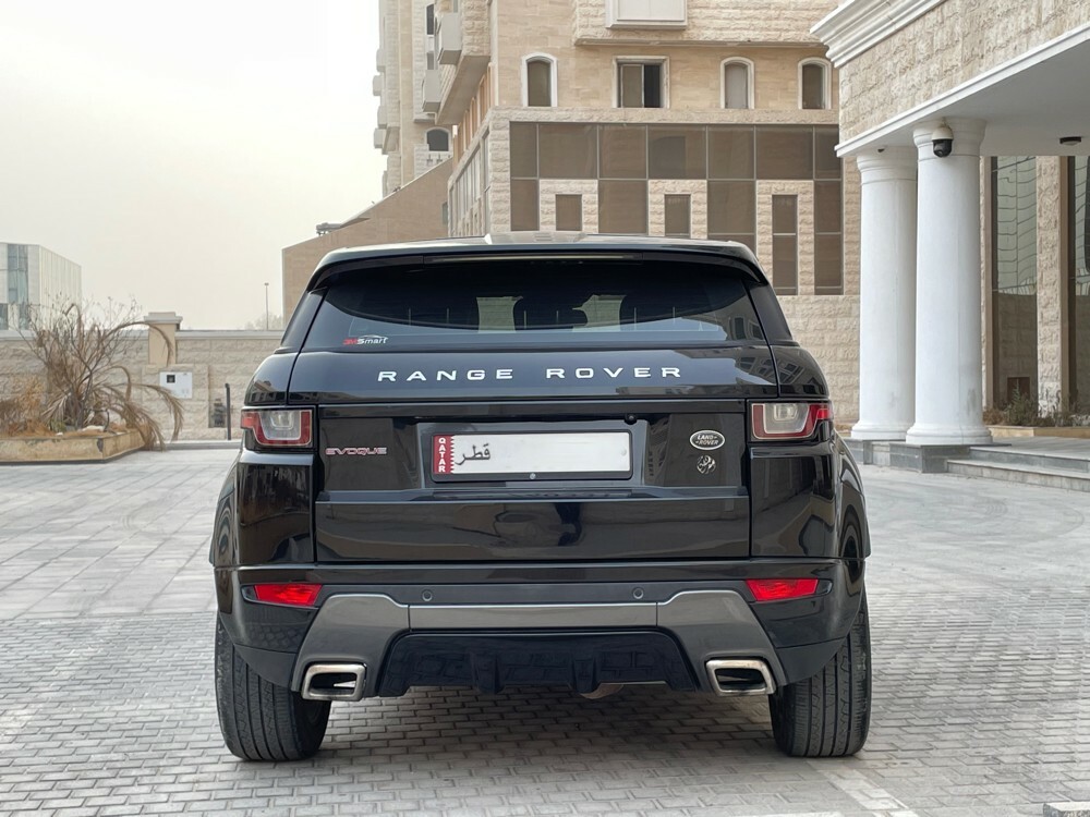 Land Rover Evoque 2017 — photo 2 for sale in Qatar