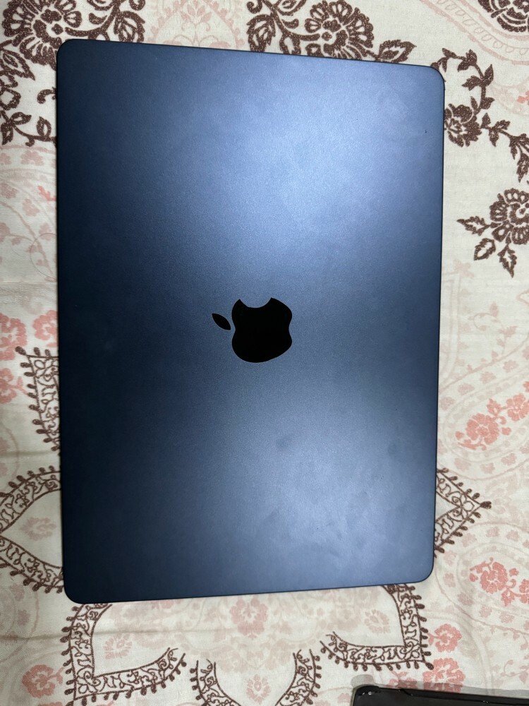 MacBook Air M3 - 1