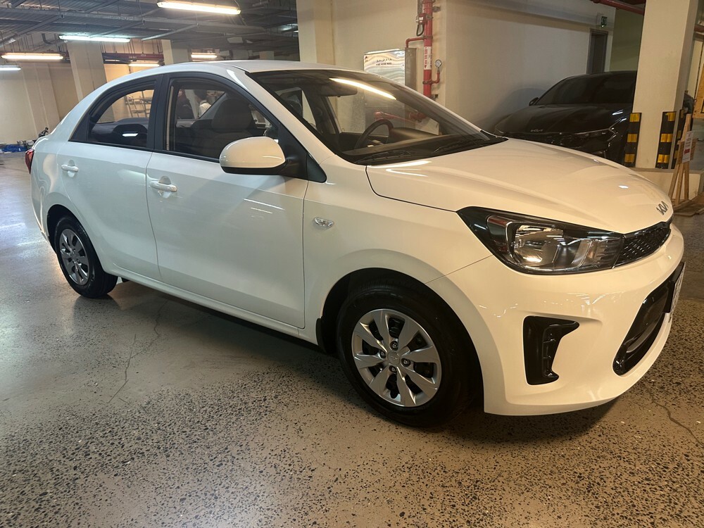 KIA Pegas For Rent(Limousine Taxi - 3