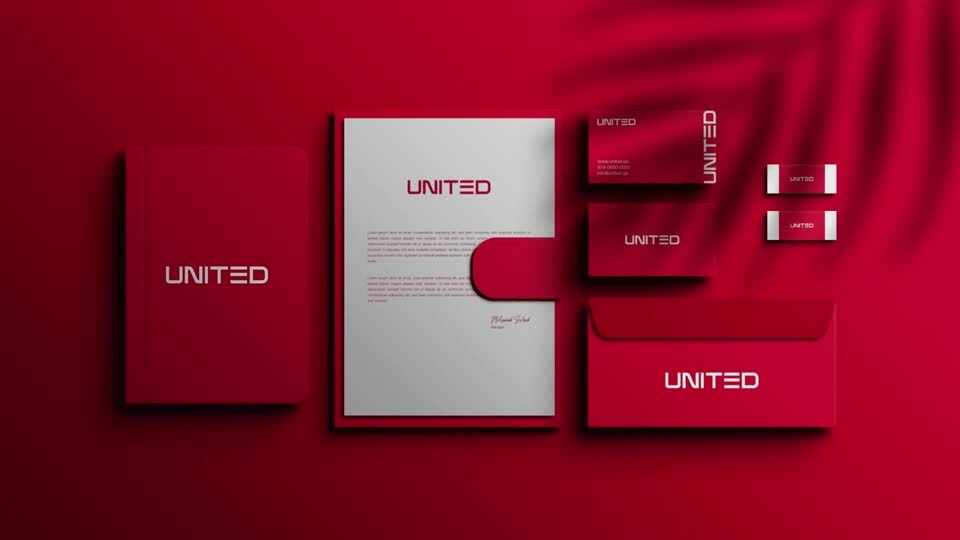 Senior Graphic & Brand Designer - 14
