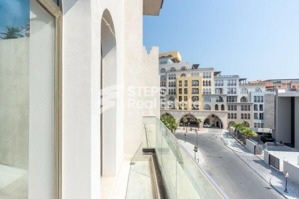 Luxury Studio with Balcony - 7