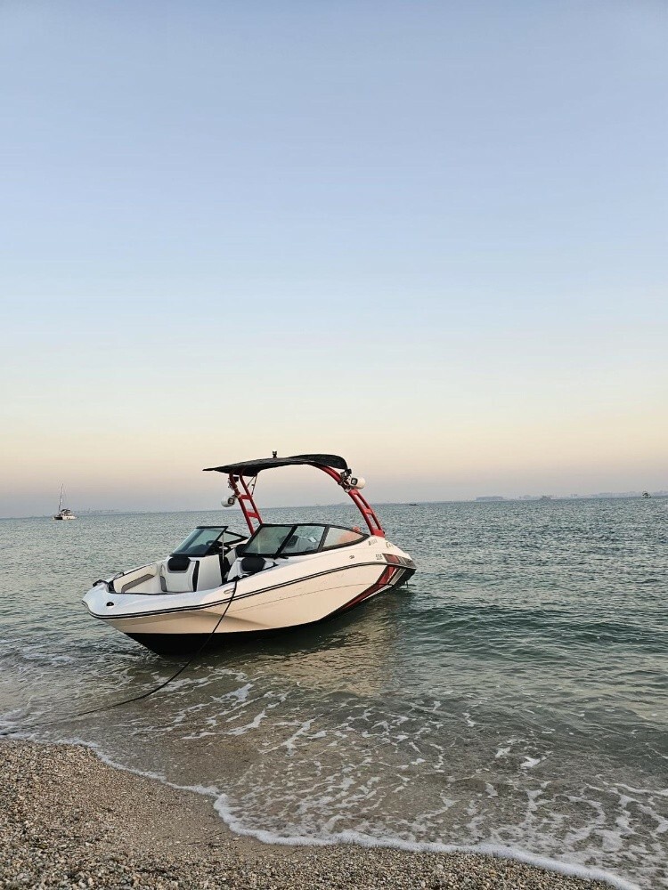 yamaha jet boat - 14