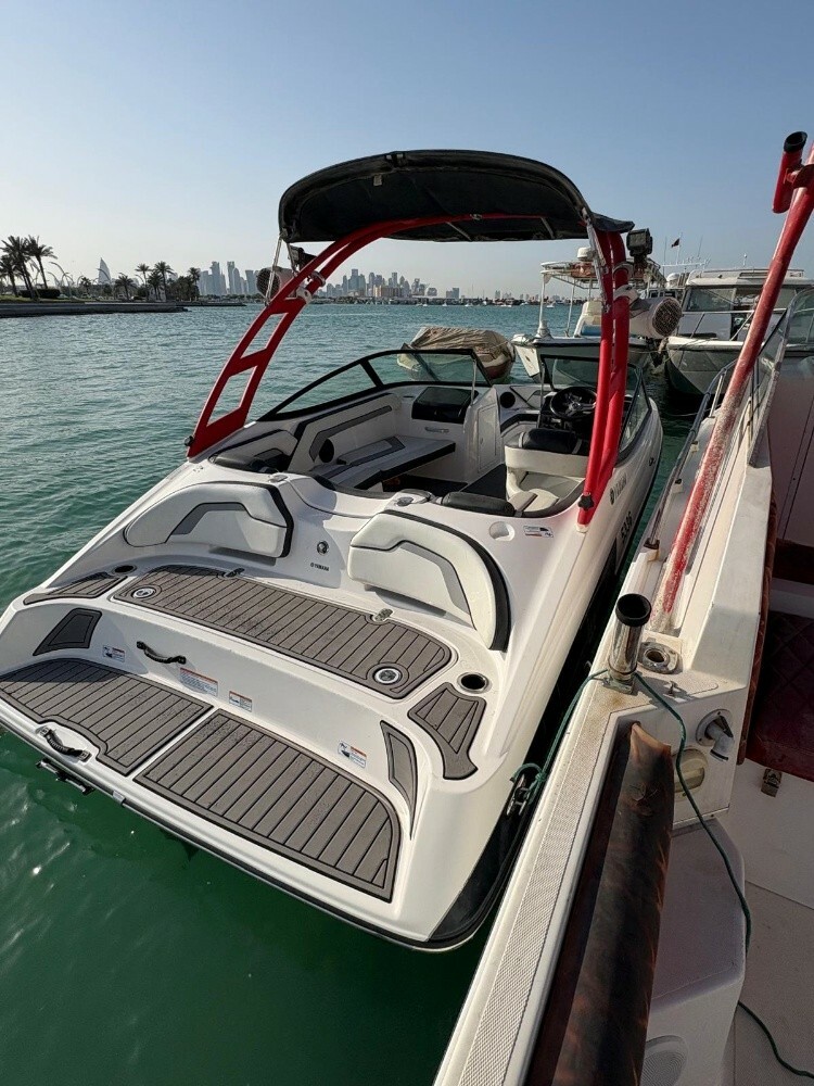 yamaha jet boat - 15