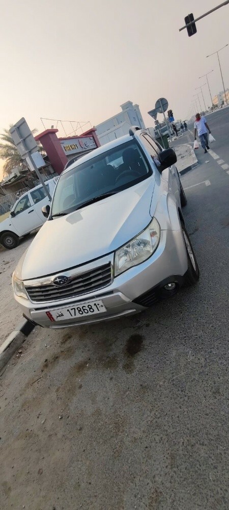 subaru forester 2009 — photo 2 for sale in Qatar