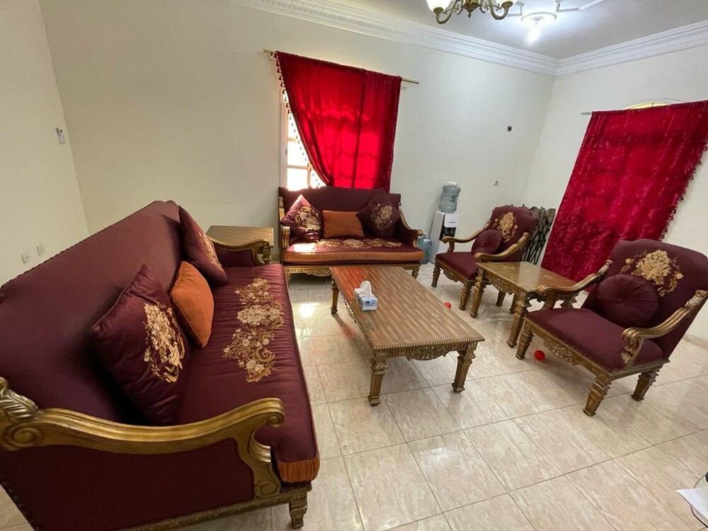 مجلس  - 1