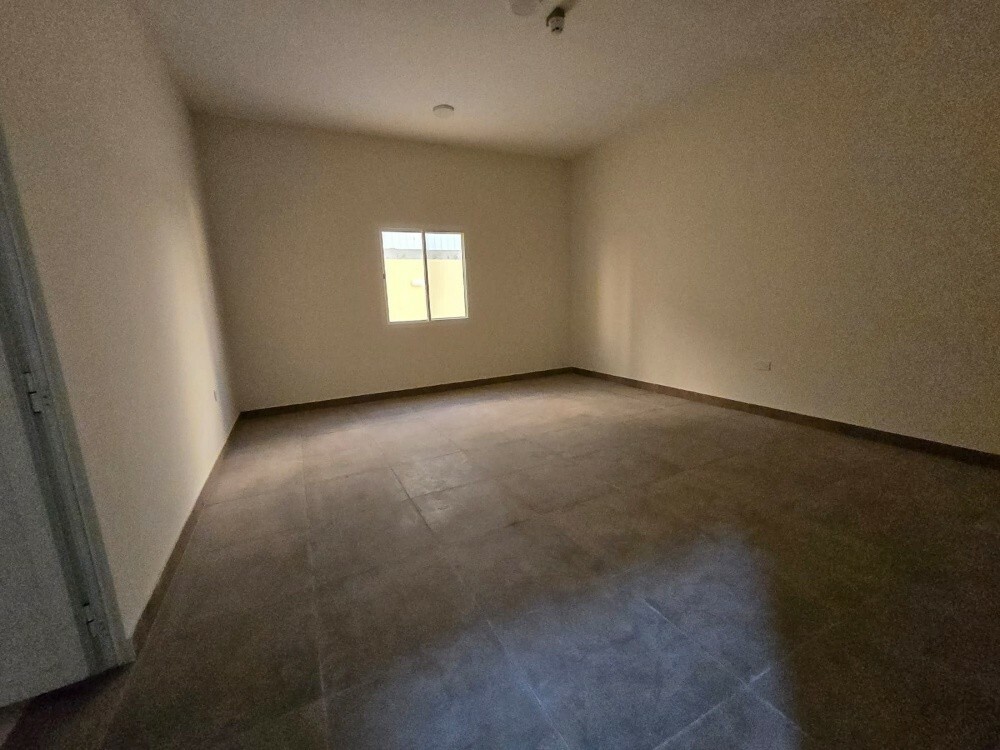 Brand New Warehouse for Rent - 14