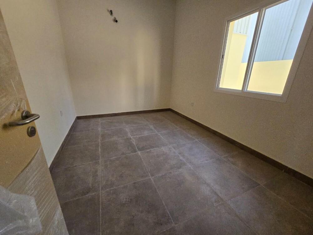 Brand New Warehouse for Rent - 8
