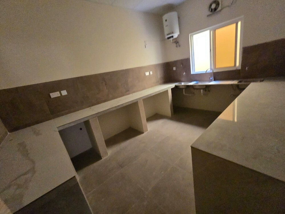 Brand New Warehouse for Rent - 11