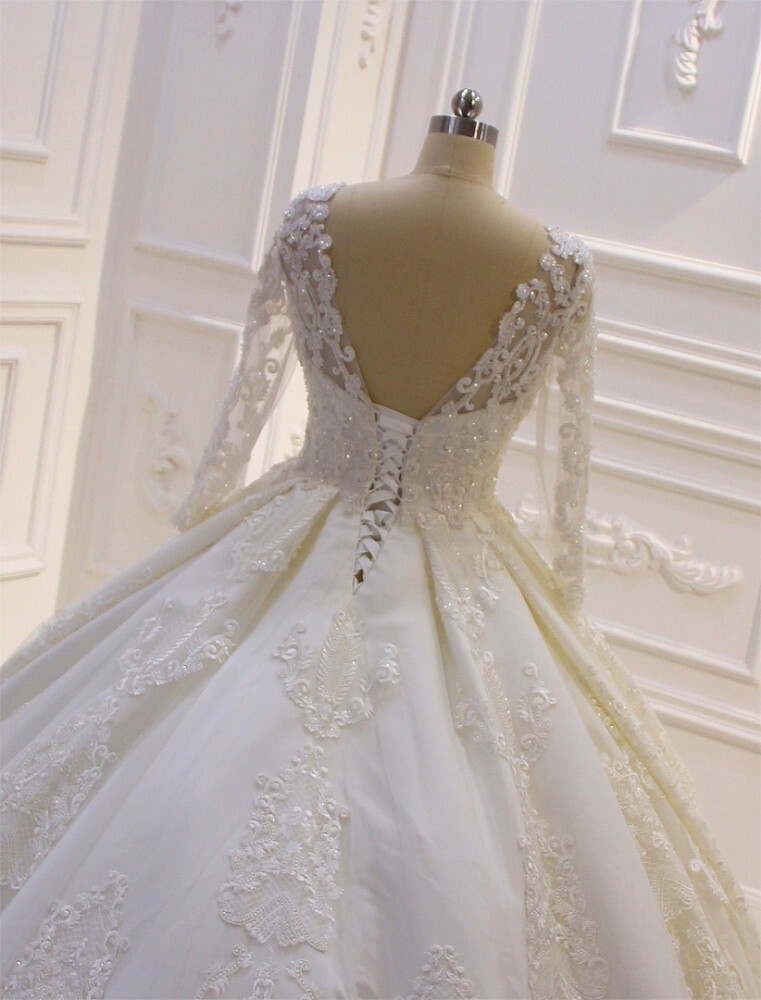 Brand new wedding gown for sale o - 3