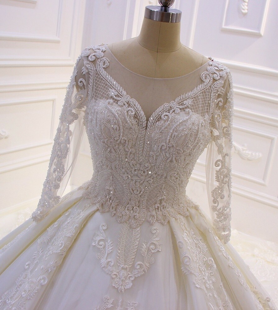 Brand new wedding gown for sale o - 1