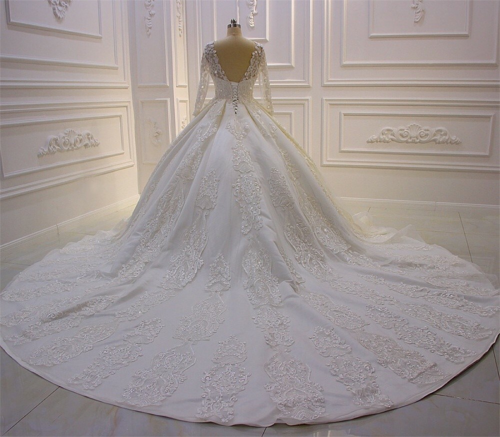 Brand new wedding gown for sale o - 4