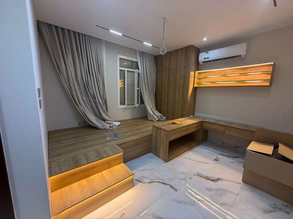 Carpenter, aluminium glass work - 28