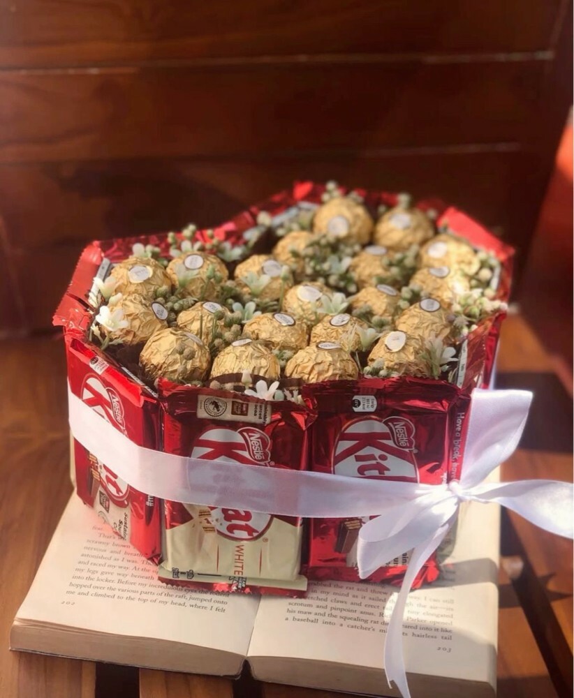 chocolate hamper - 3