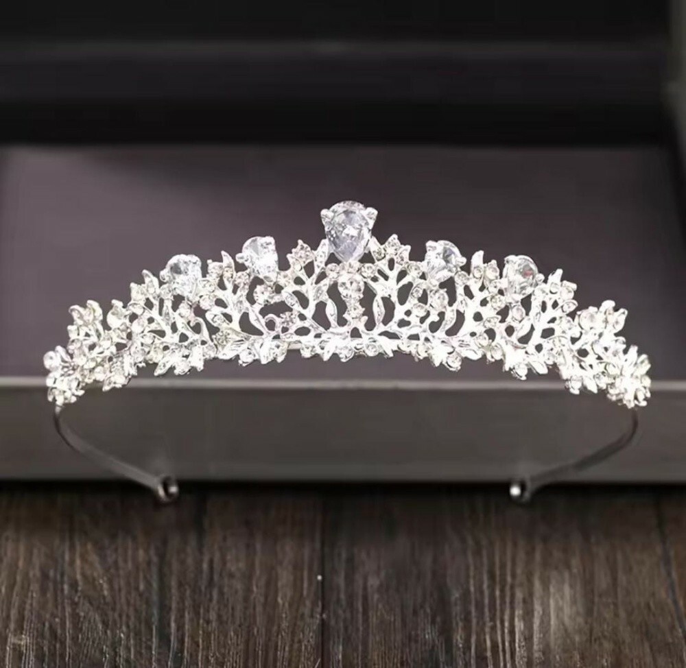 wedding Crown and necklace set - 13