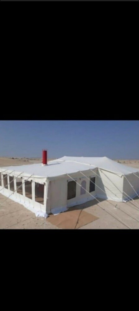 نقوم ب بناء المخيمات ونقل اغراضها - 1