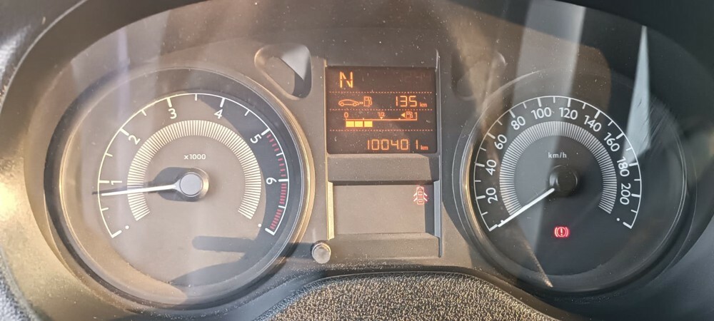 بیجو ۳۰۱۴۲۰۱۵) - 4