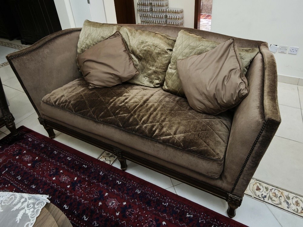 7 seater Sofa set ashly usa style - 7