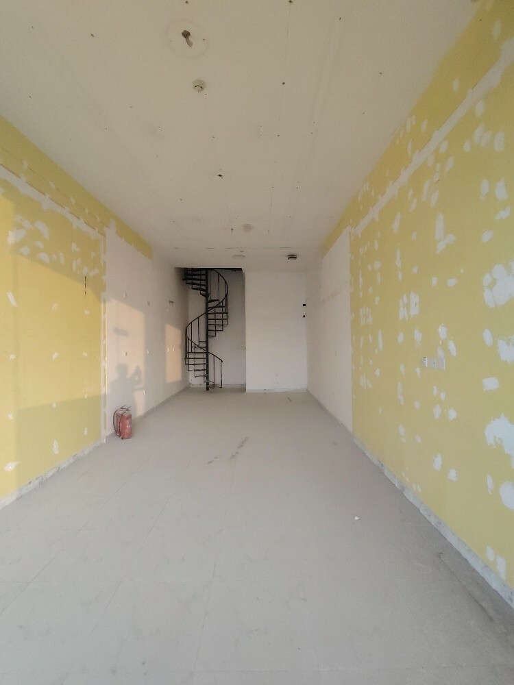 Shop In Prim Location, Berkat - 5