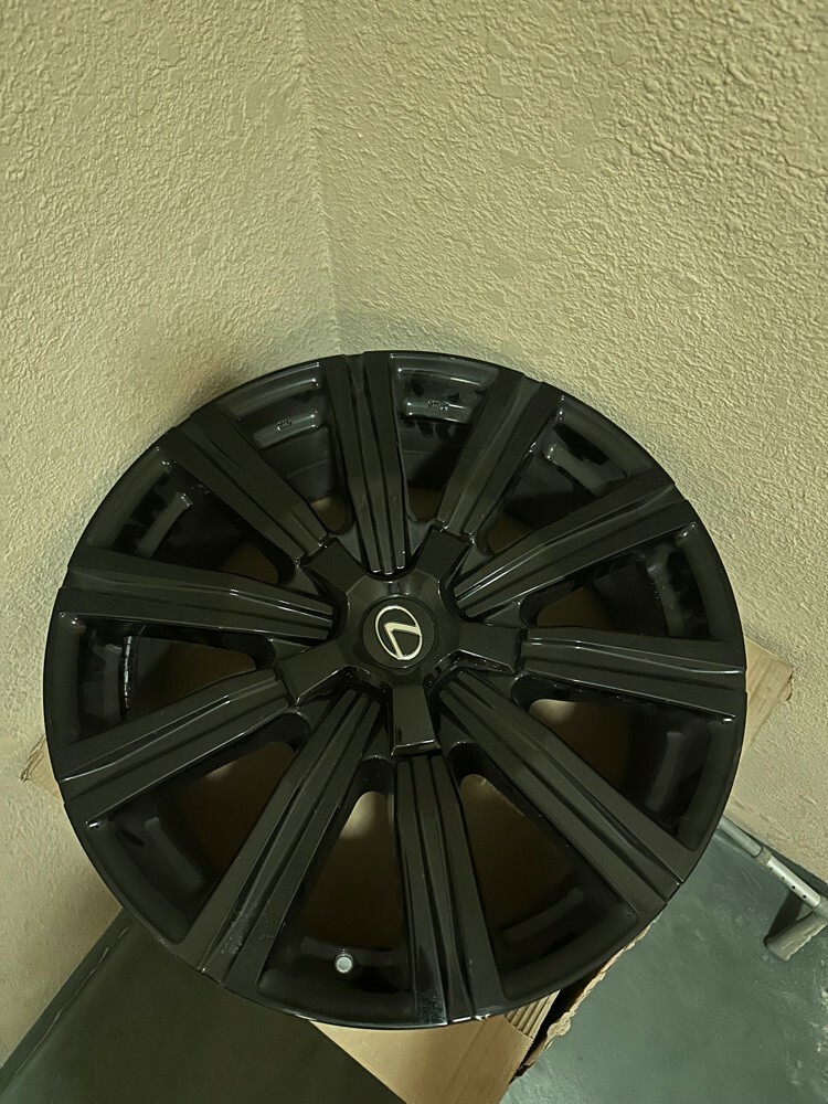 lx 570 2017- 4 original rims - 2