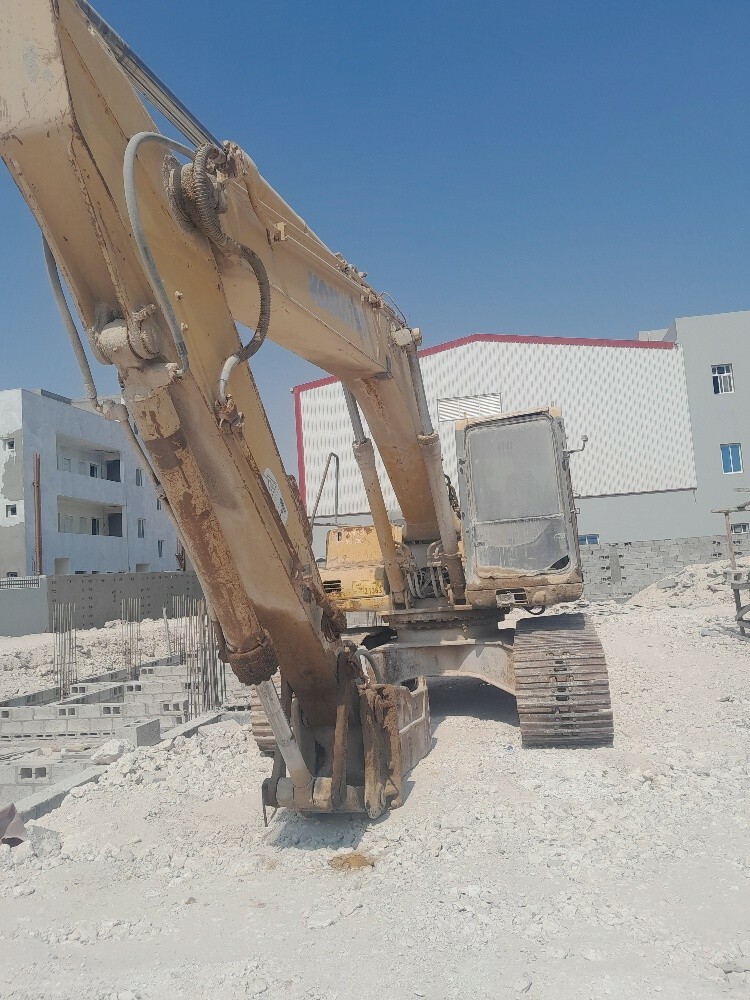 komatsu _6 /210modal 1999 - 12