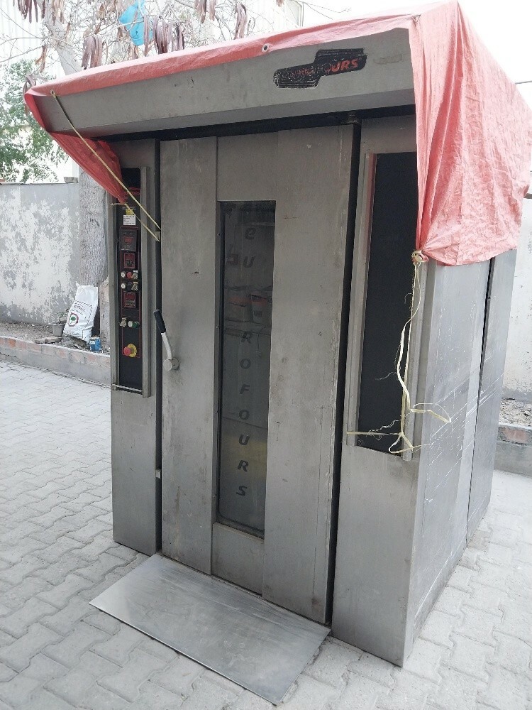 Big Oven.... - 1