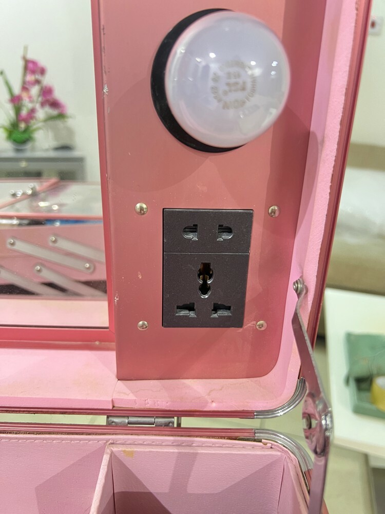professionals makeup trolley - 2