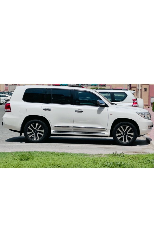 Perfect family used land cruiser - 2