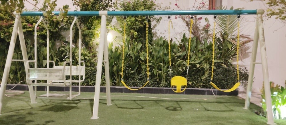 kids swing - 3