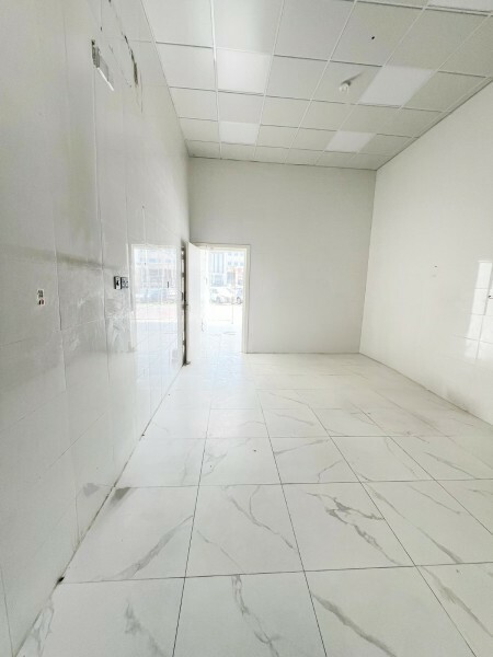 Shops for rent in Abu Hamour - 3