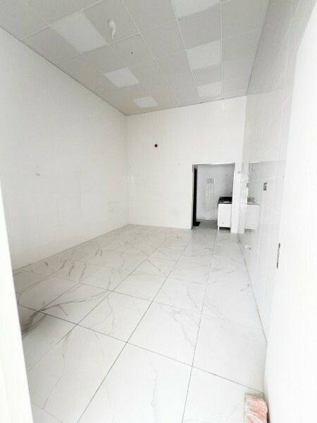 Shops for rent in Abu Hamour - 5