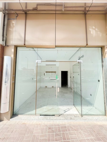 Shops for rent in Abu Hamour - 6