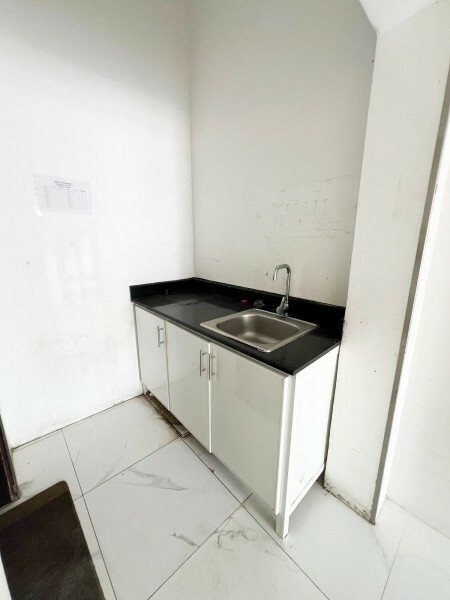 Shops for rent in Abu Hamour - 7
