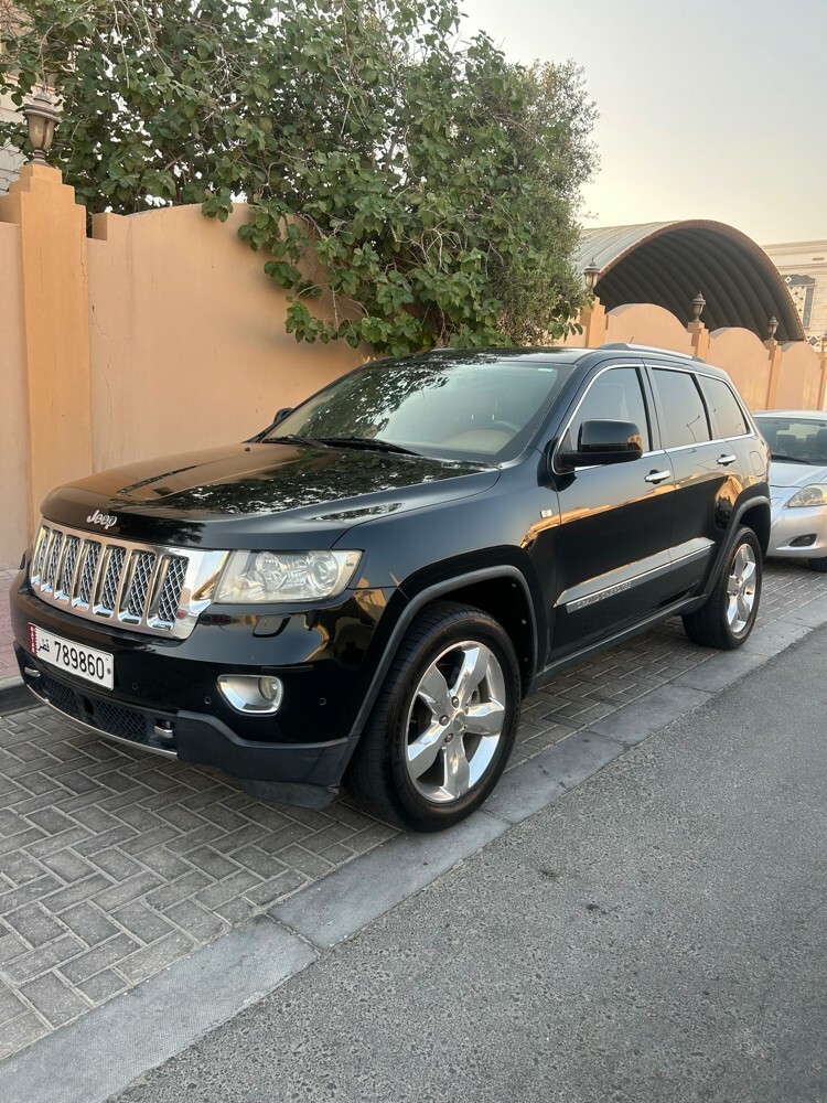 jeep grand cherokee  - 8
