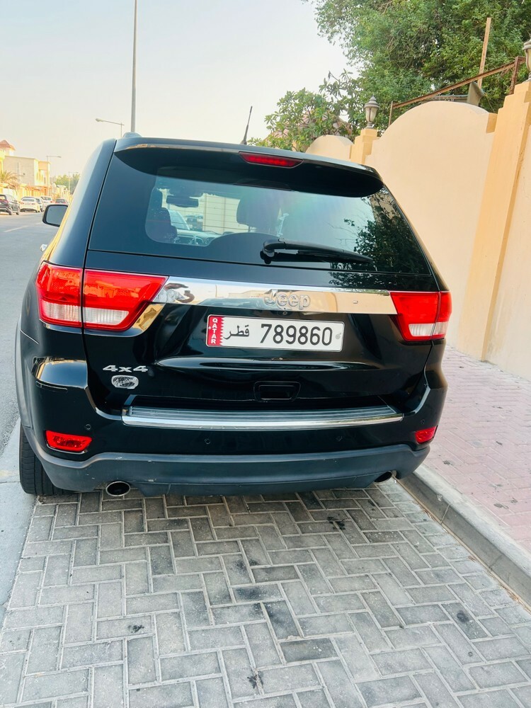 jeep grand cherokee  - 1