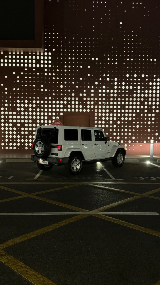 Jeep Wrangler Sahara JKU - 3