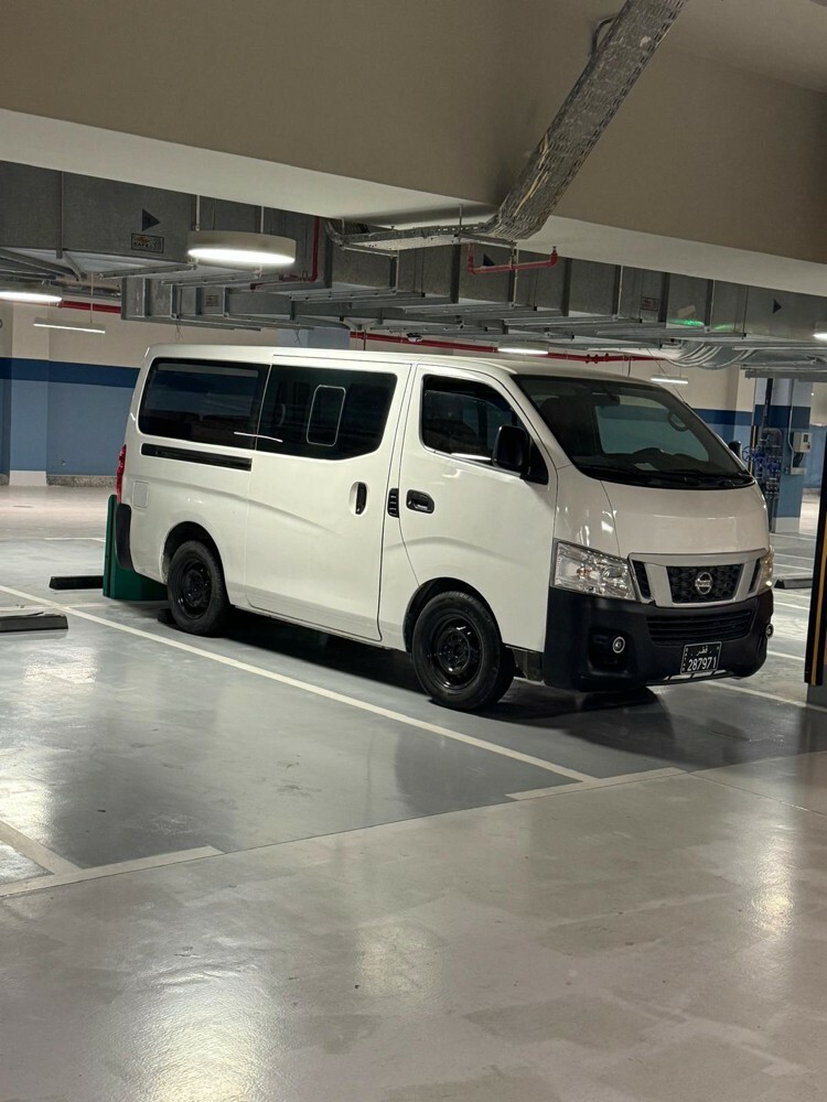 Nissan Urvan 2015 model. - 1