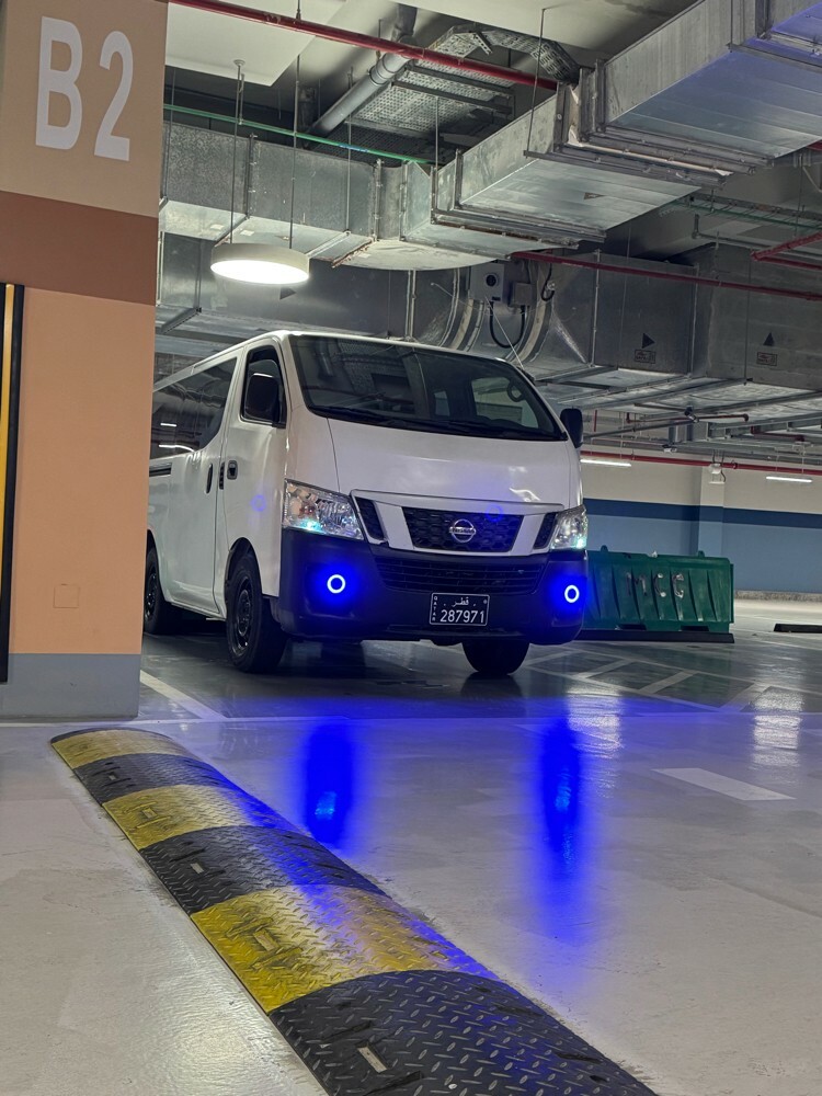 Nissan Urvan 2015 model. - 2