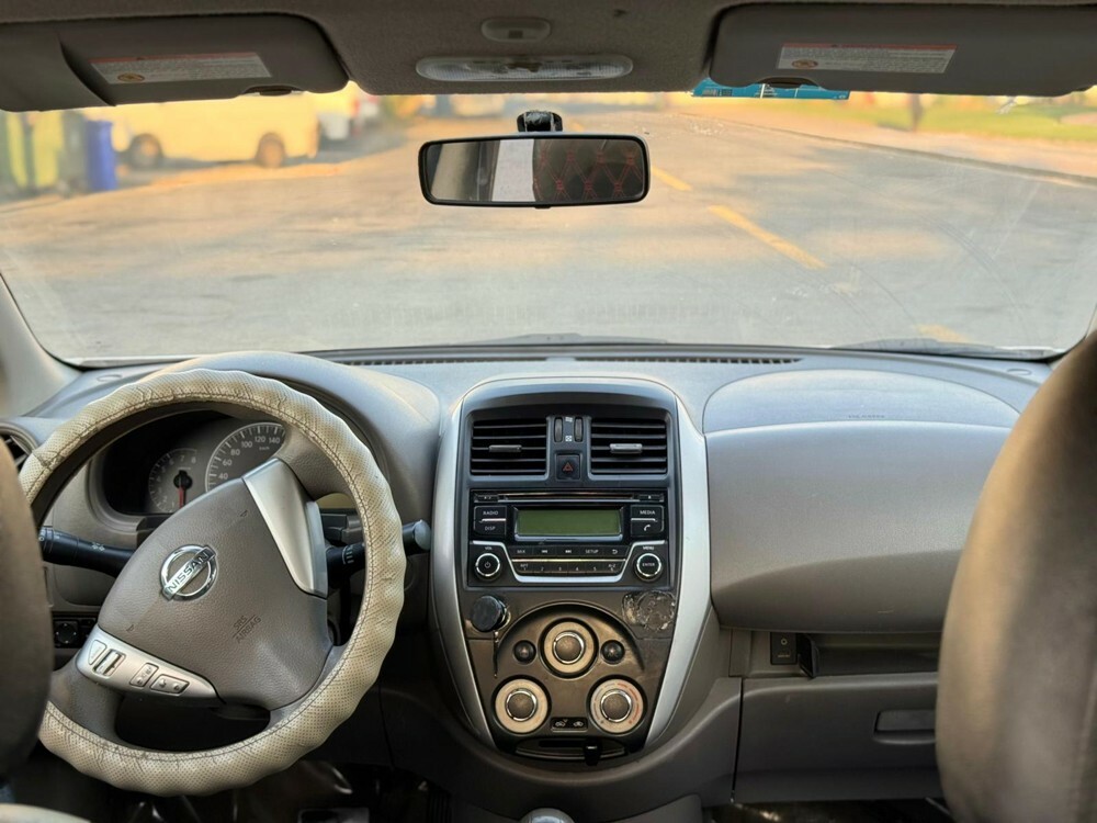 Nissan sunny 2019 - 3