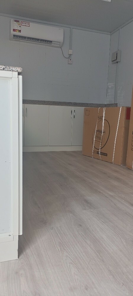 room kitchen toilet - 5